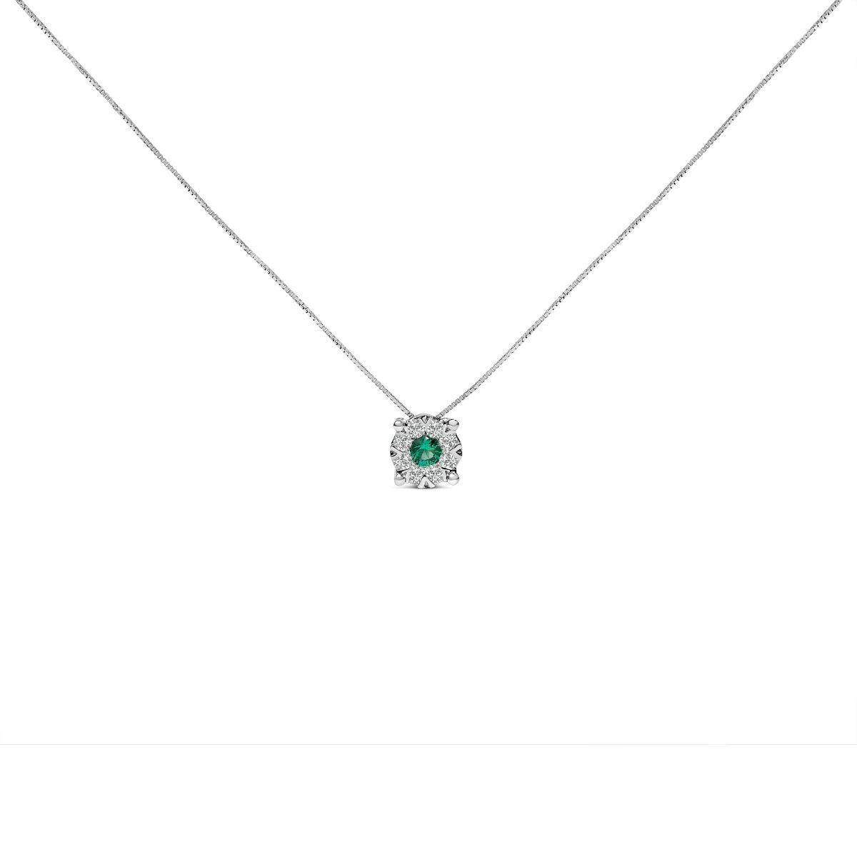 14K White Gold 3.8 MM Green Emerald and 1/3 Cttw Diamond Composite Halo 18