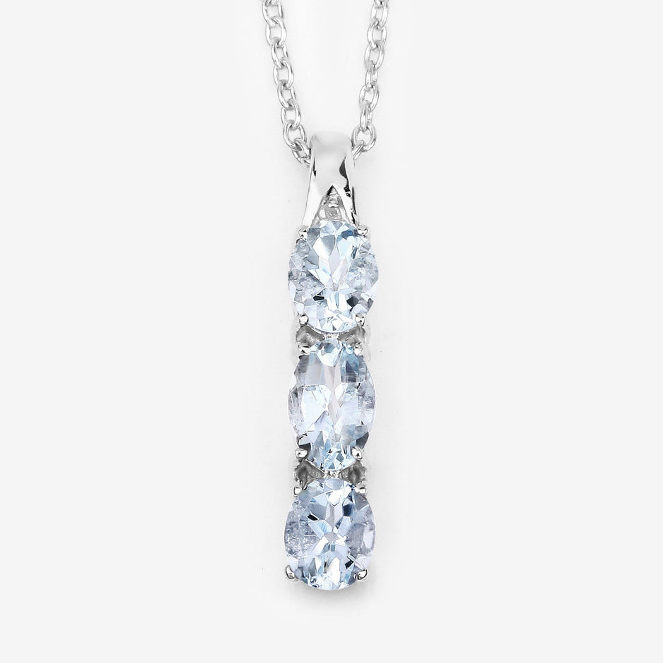 0.95 Carat Genuine Aquamarine and White Diamond .925 Sterling Silver Pendant