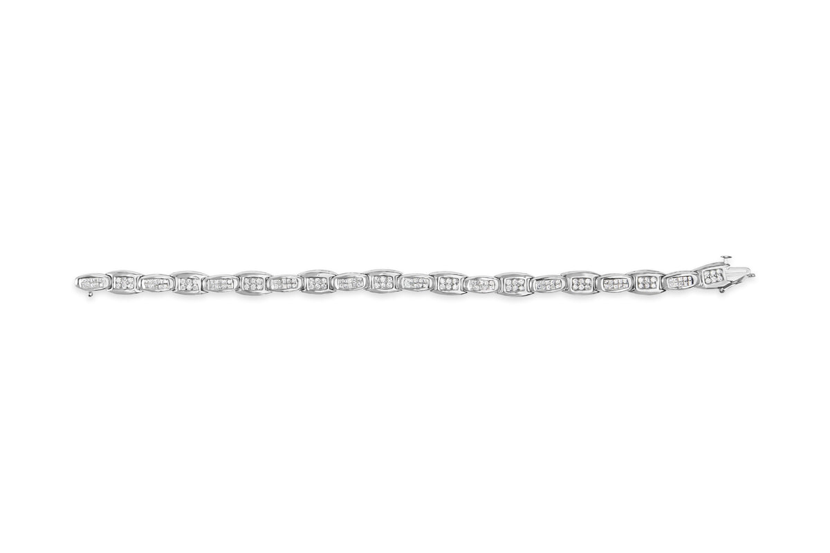 14K White Gold 2-1/2 Cttw Round-Brilliant & Baguette Cut Diamond 7