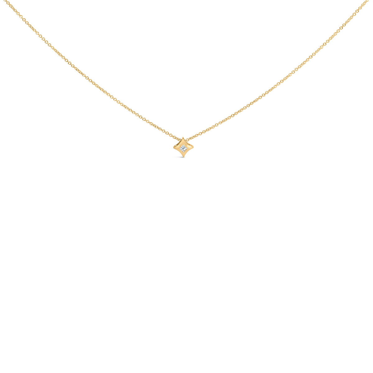 10K White Gold 1/10 Cttw Bezel Set Solitaire Princess Cut Diamond Kite Shaped Pendent Necklace - 18