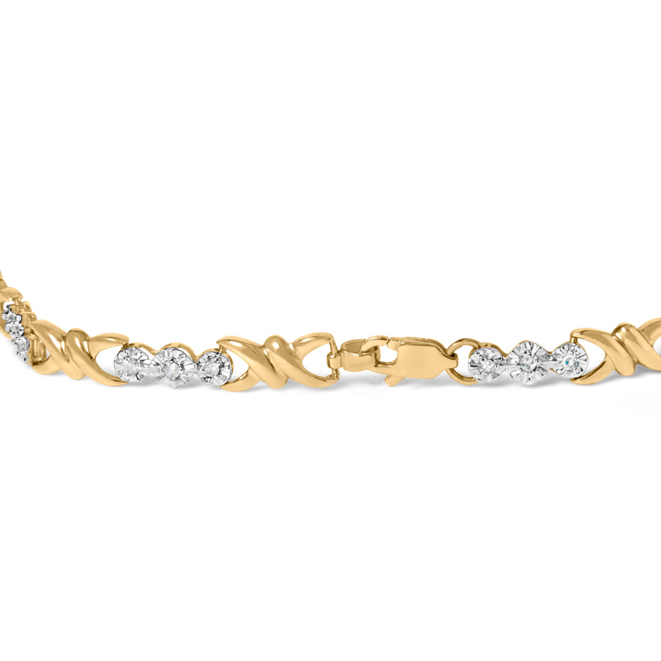 10k Yellow Gold 1/3 Cttw Diamond 3 Stone and X-Link Bracelet (I-J Color, I1-I2 Clarity) - 7.50