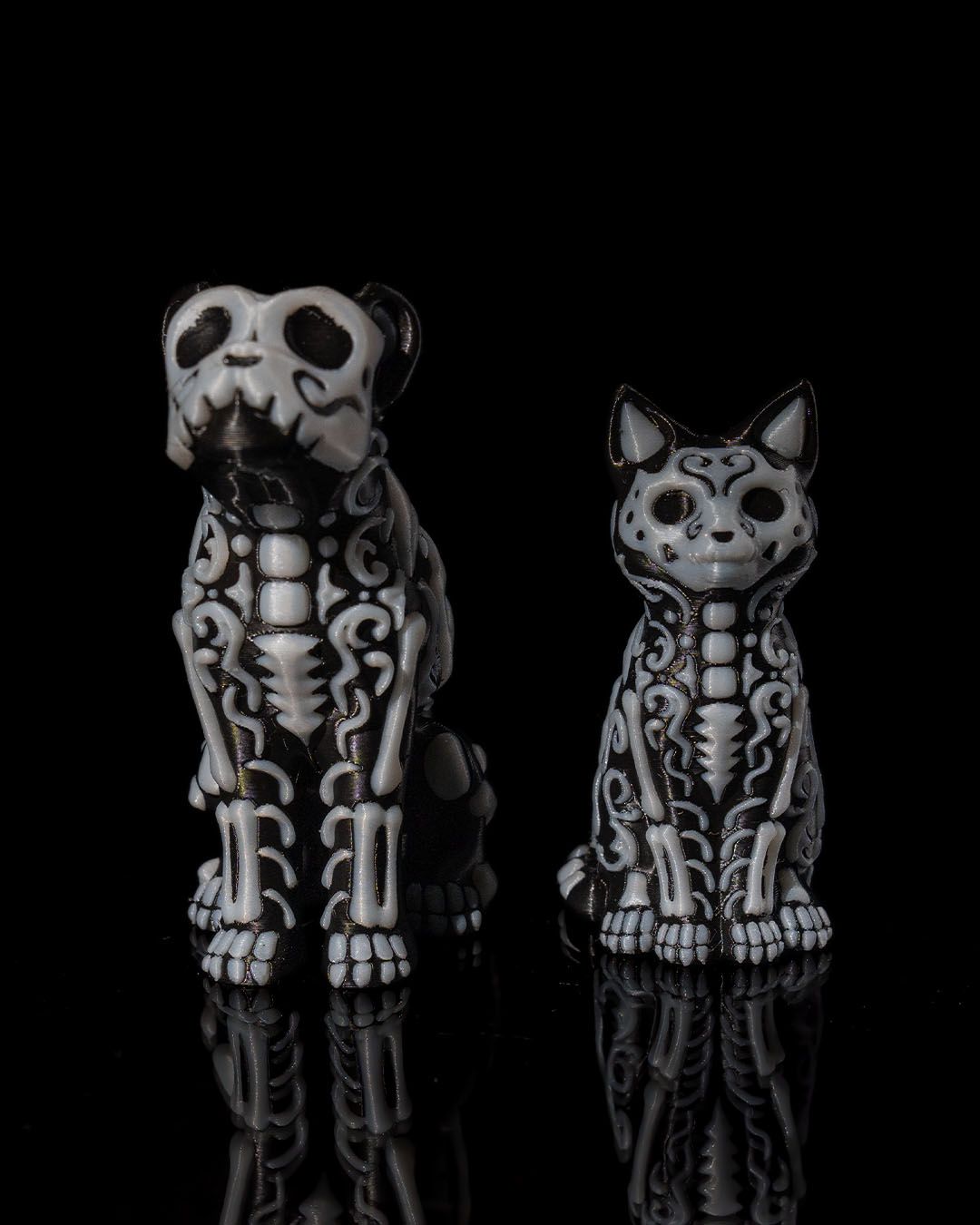 3D-Printed Calavera Cat & Dog Figurines – Día de los Muertos Altar Decor