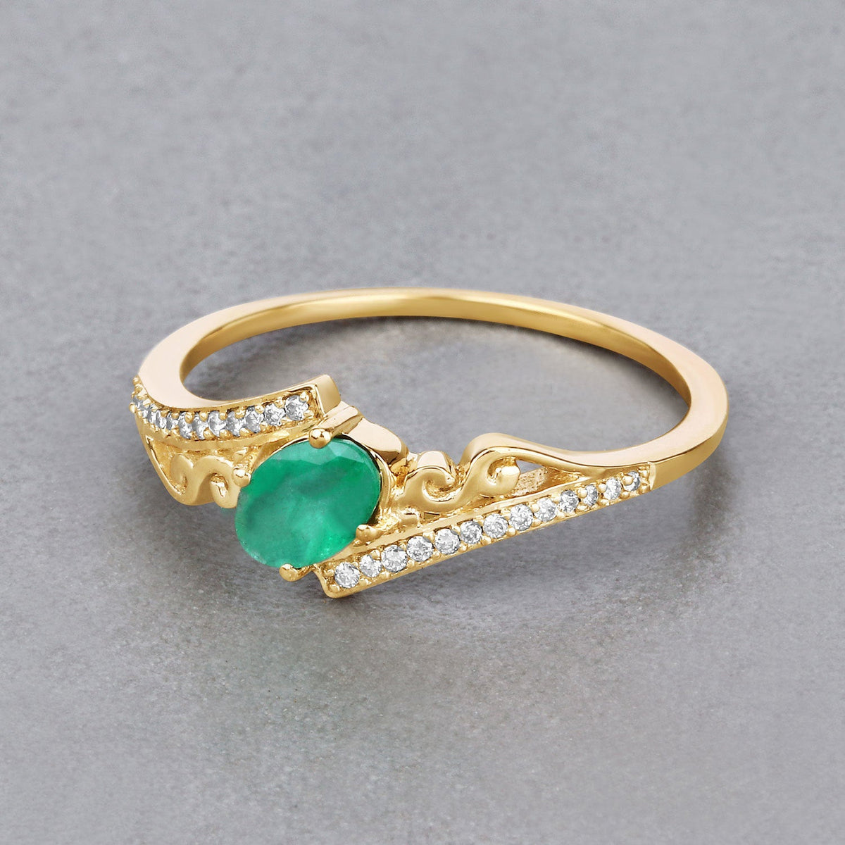 0.51 Carat Genuine Zambian Emerald and White Diamond 14K Yellow Gold Ring