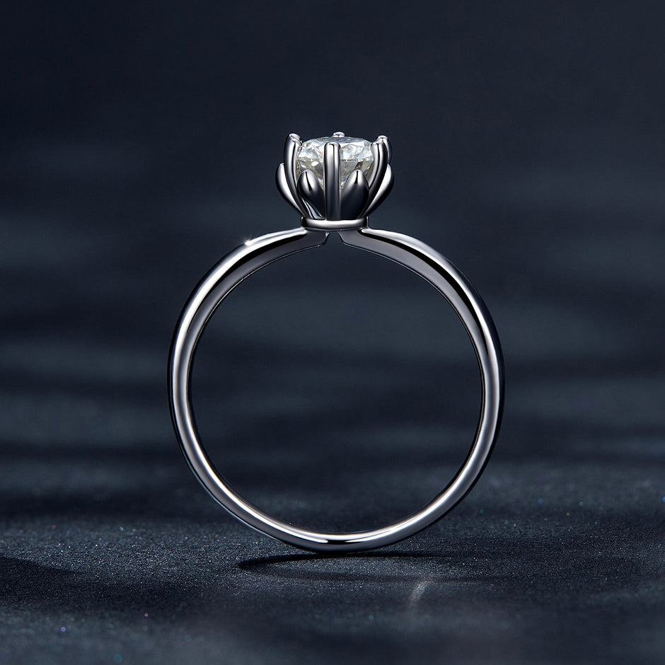 925 Sterling Silver Plated Moissanite Ring Size 6
