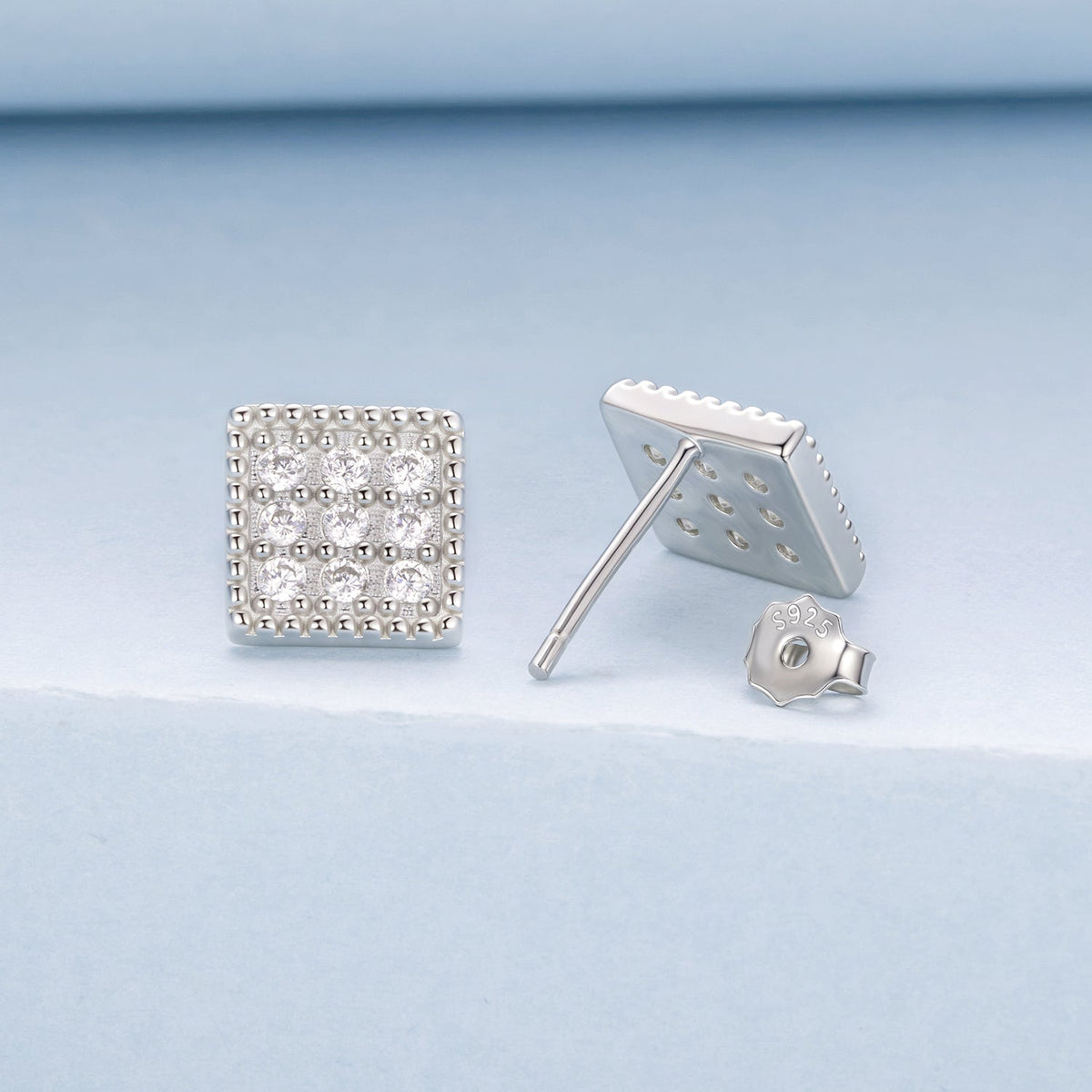 925 Sterling Silver 0.8cm Pavé Setting CZ White Gold Plated Earrings for Women