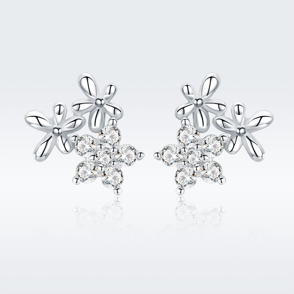 925 Sterling Silver Earrings with CZ in Pavé Setting, 0.6*0.7cm for Women