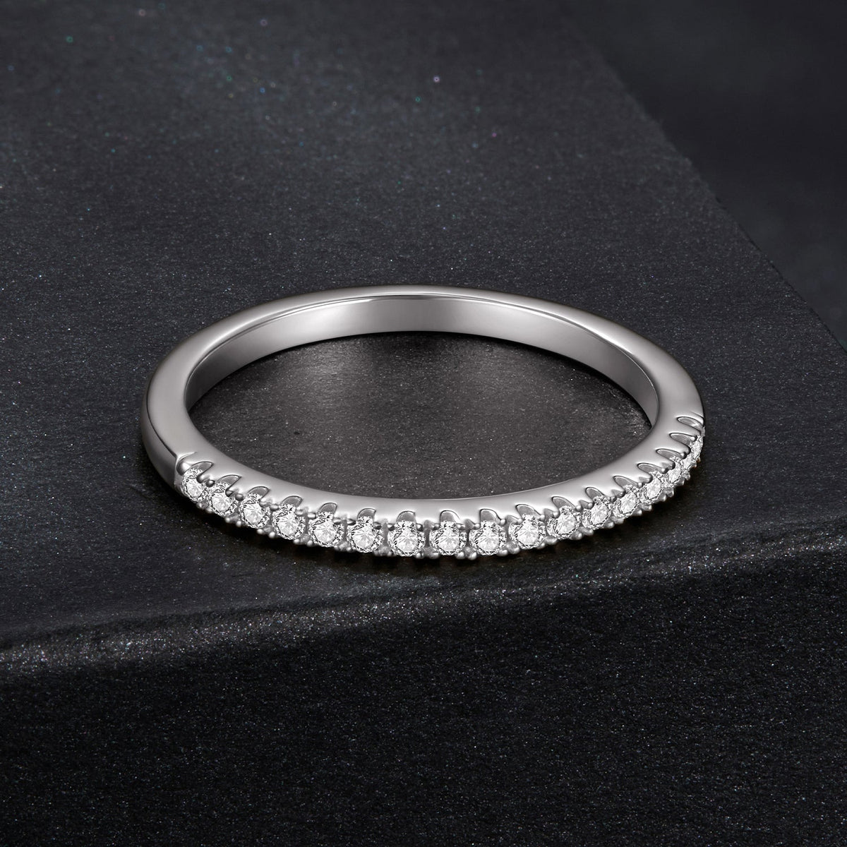 925 Sterling Silver 0.01ct Moissanite Ring in Size 8A