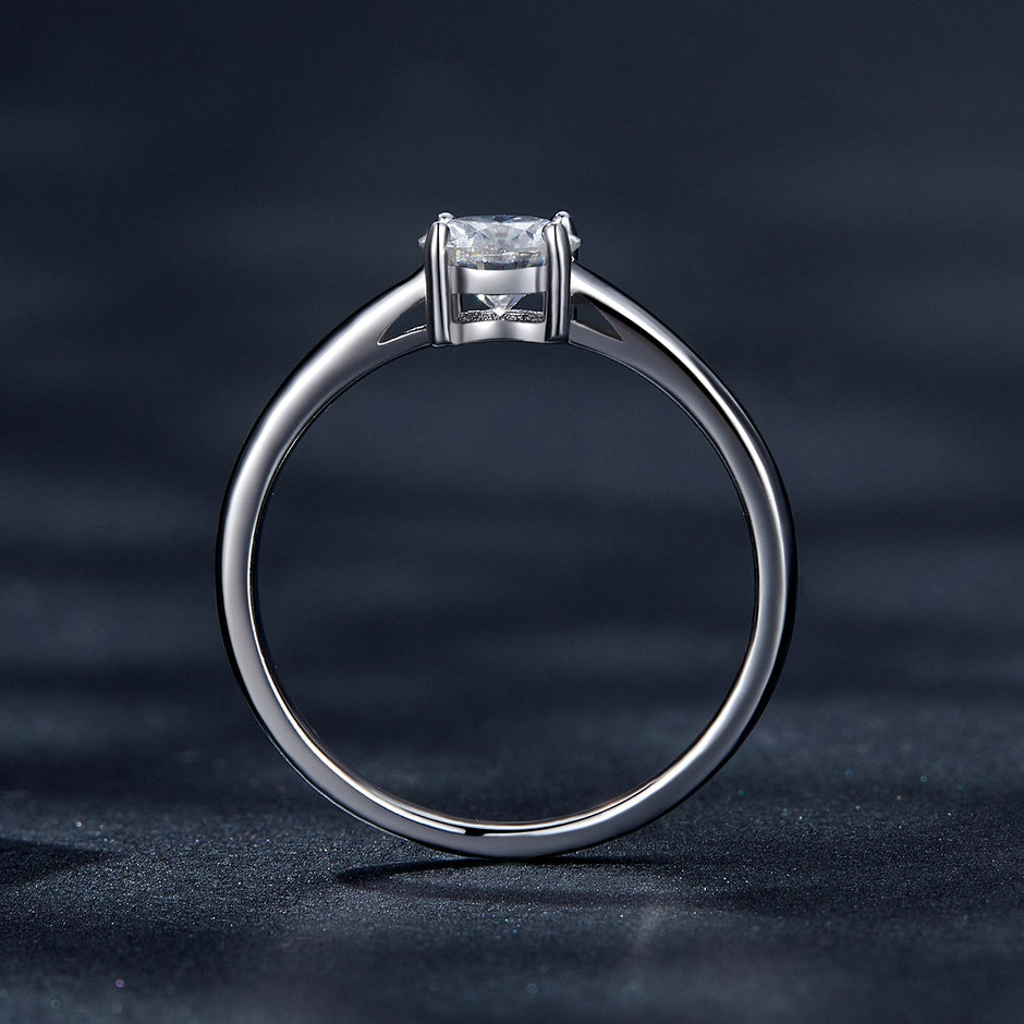 925 Sterling Silver Moissanite Ring 0.6 Carat Size 6 for Women