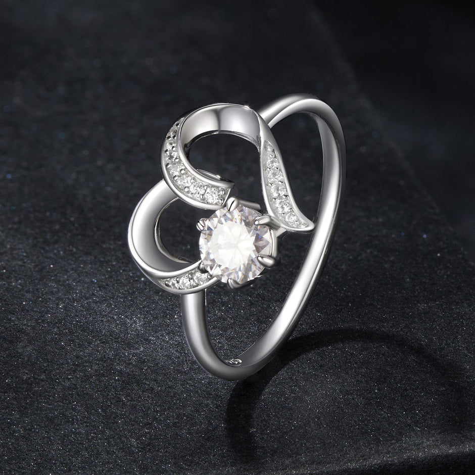 925 Sterling Silver Moissanite Heart-Shaped Ring Size 7 for Women