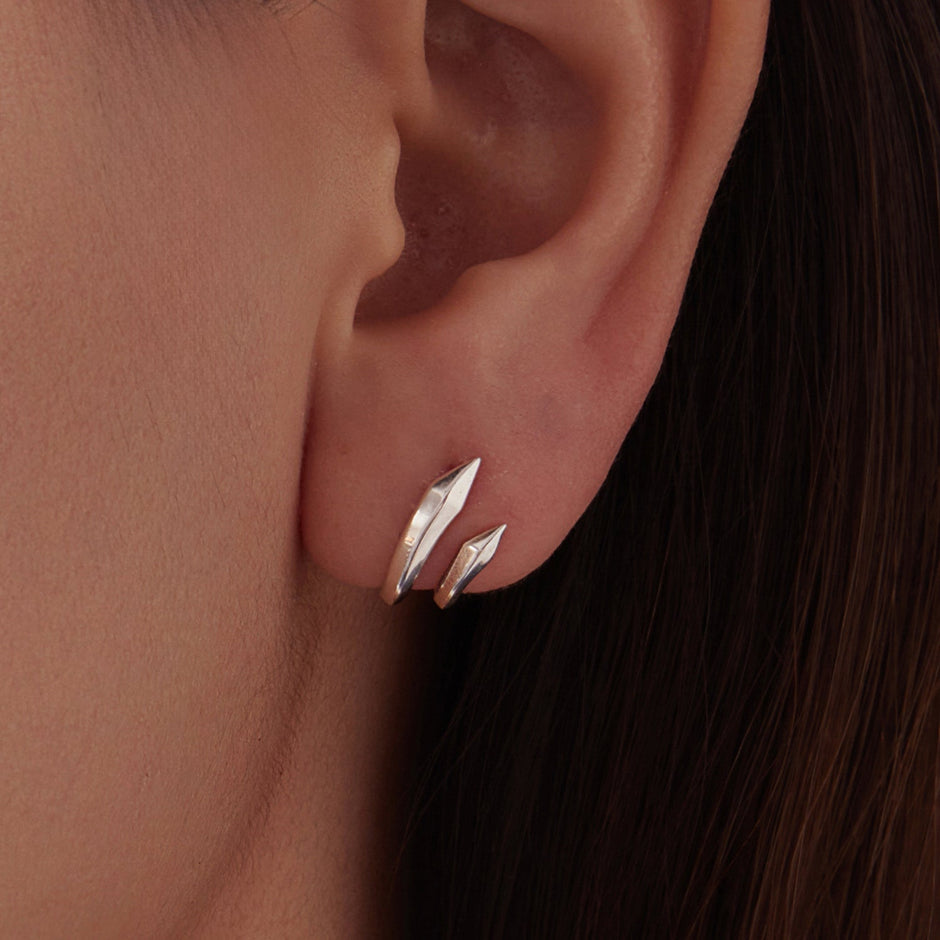 925 Sterling Silver Oxidized Silver Earrings Size 1.3*0.7cm