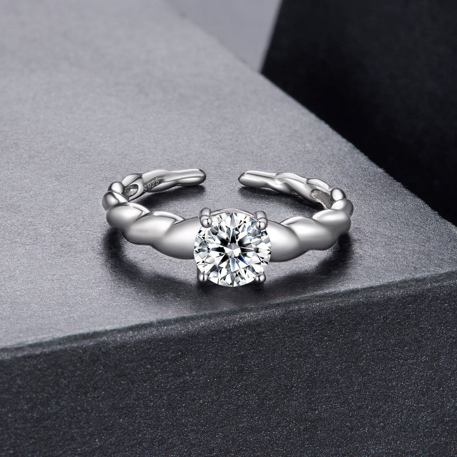 925 Sterling Silver Moissanite 0.65 Carat Ring for Women Size E