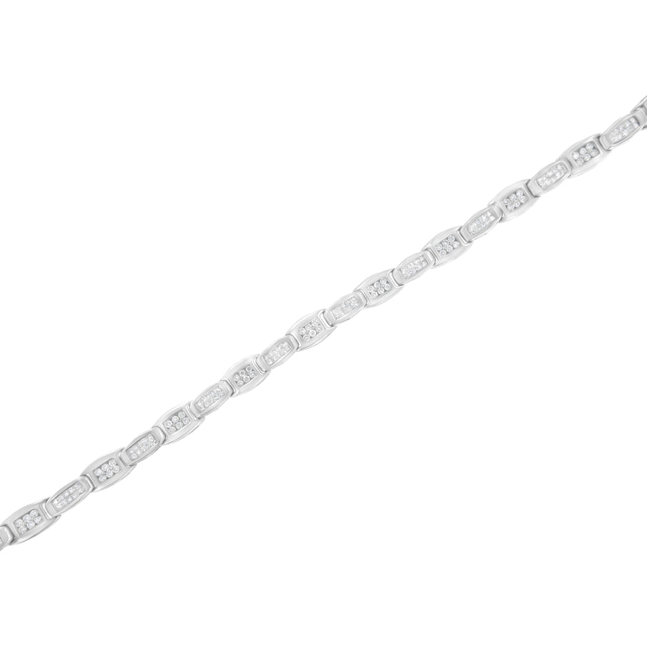 14K White Gold 2-1/2 Cttw Round-Brilliant & Baguette Cut Diamond 7